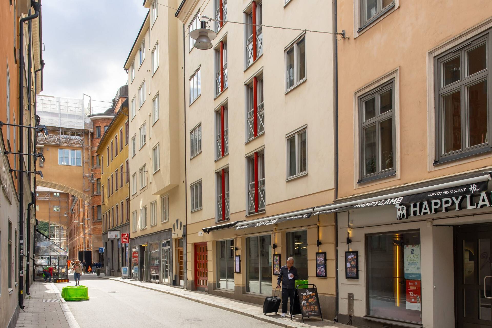 Entrén från Klara Norra Kyrkogata